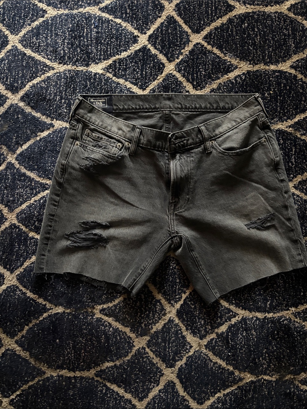 Abercrombie & Fitch Men's Washed Black Slim Jeans Shorts